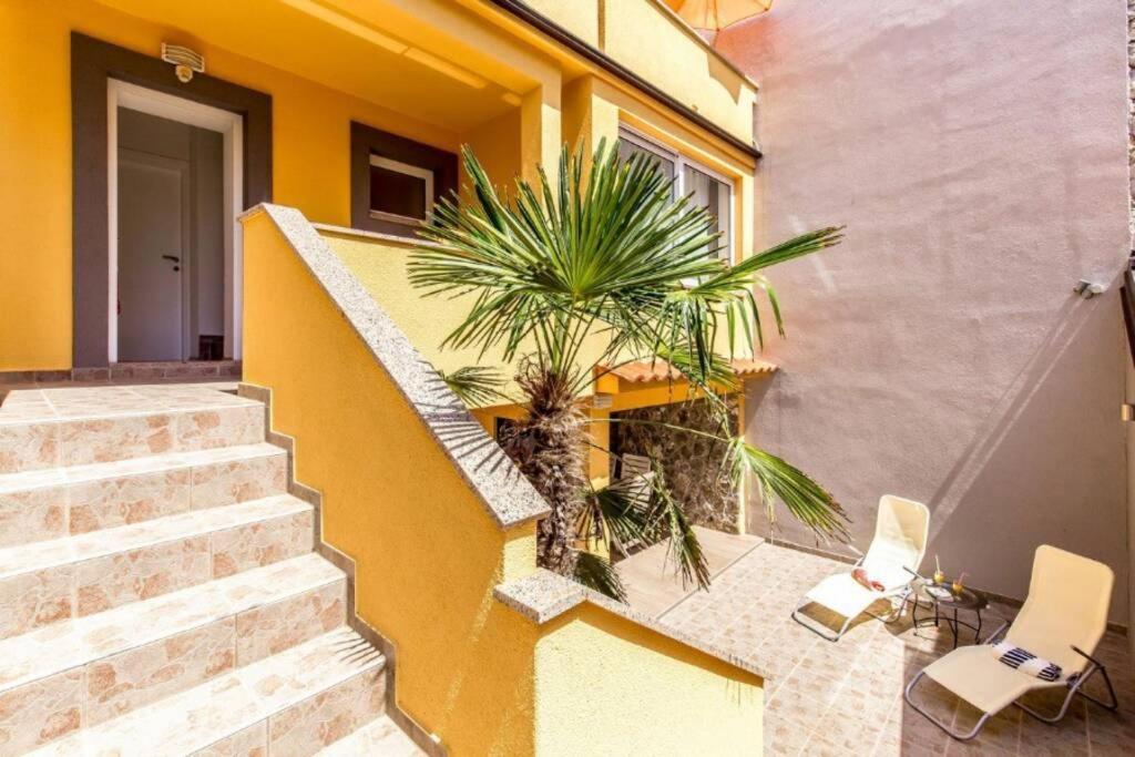 Appartamento Tin 2 Vrbnik Esterno foto